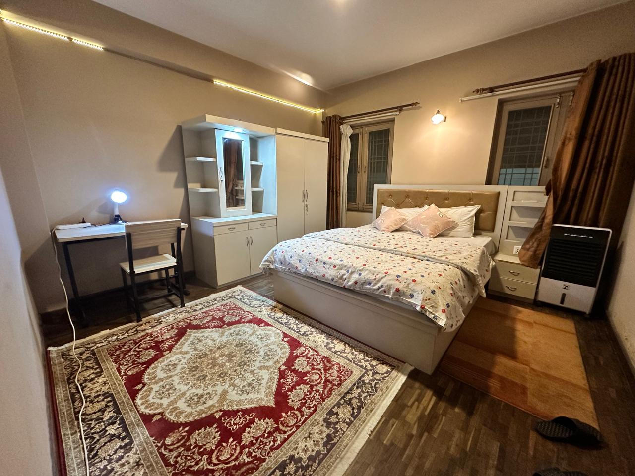 Queen Room